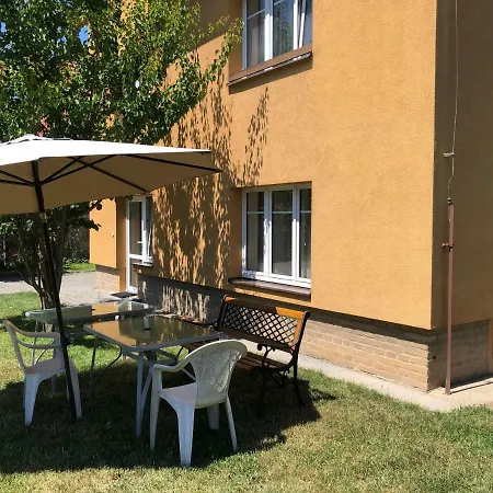 Trojska 3*